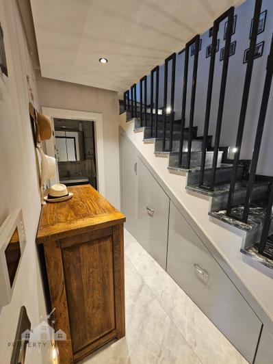 Image No.10-3 Bed Villa for sale