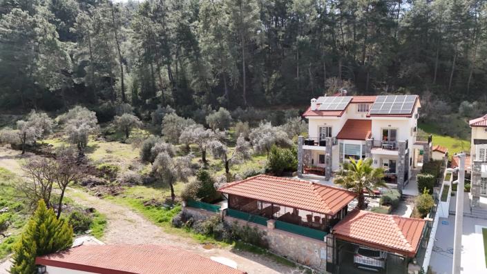 Image No.3-4 Bed Villa / Detached for sale