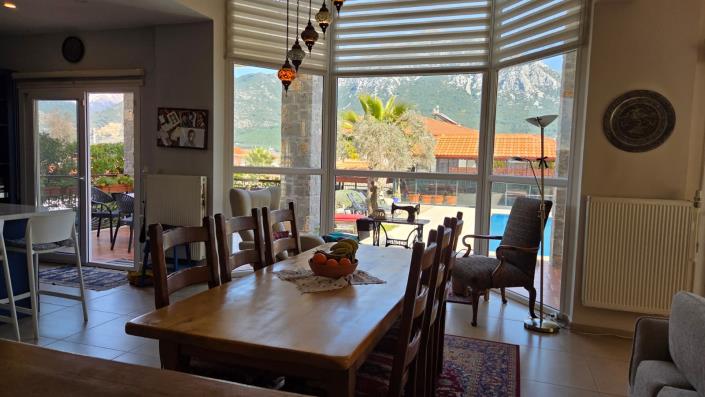 Image No.9-4 Bed Villa / Detached for sale