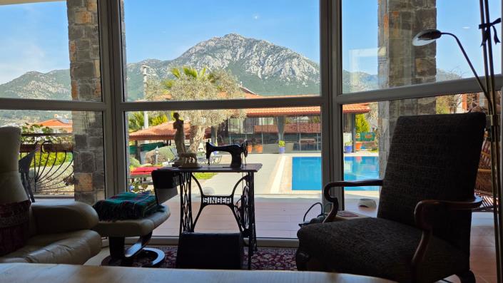 Image No.10-4 Bed Villa / Detached for sale