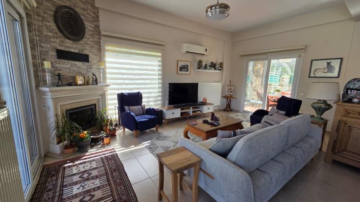 Image No.15-4 Bed Villa / Detached for sale