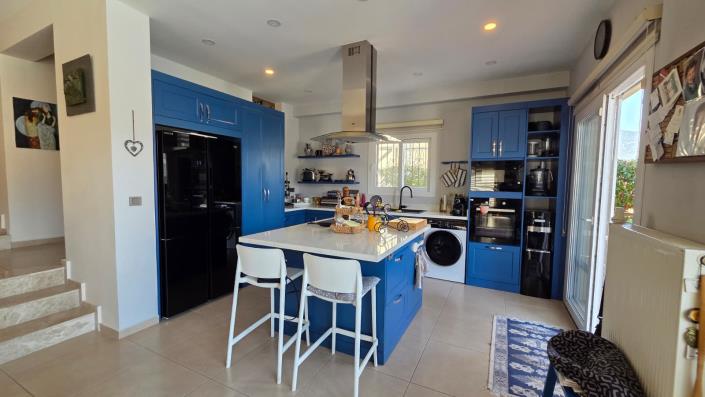 Image No.18-4 Bed Villa / Detached for sale