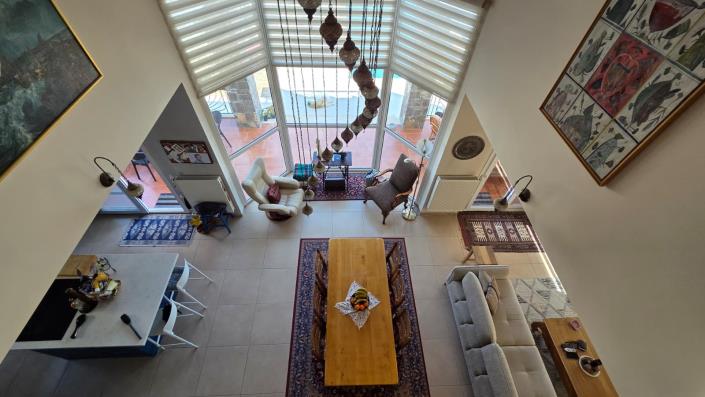 Image No.24-4 Bed Villa / Detached for sale