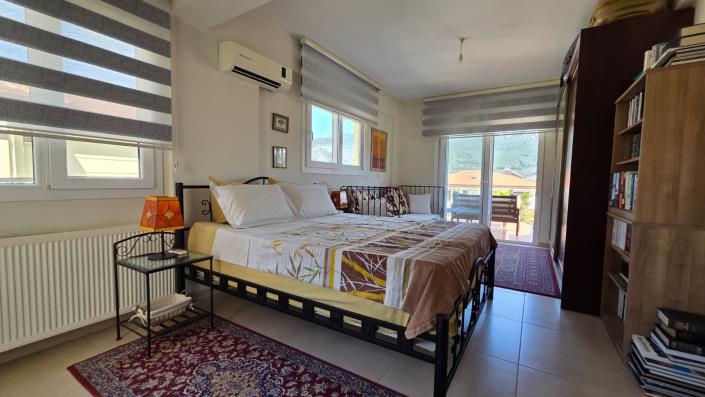 Image No.30-4 Bed Villa / Detached for sale