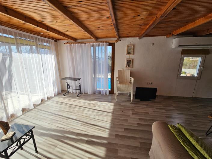 Image No.6-2 Bed Bungalow for sale