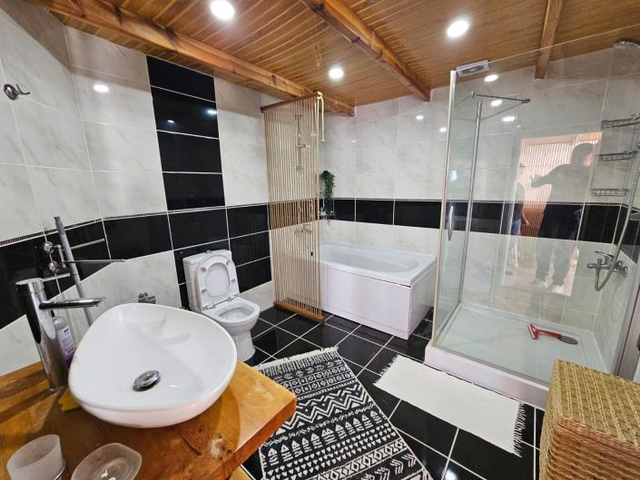 Image No.11-2 Bed Bungalow for sale