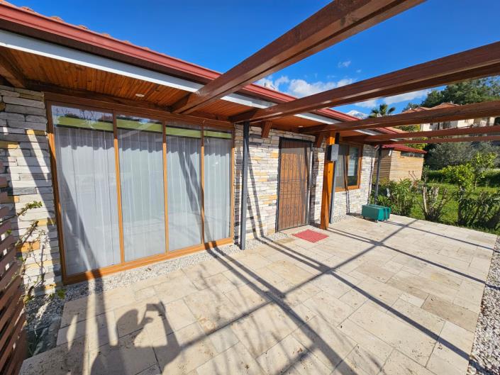 Image No.16-2 Bed Bungalow for sale