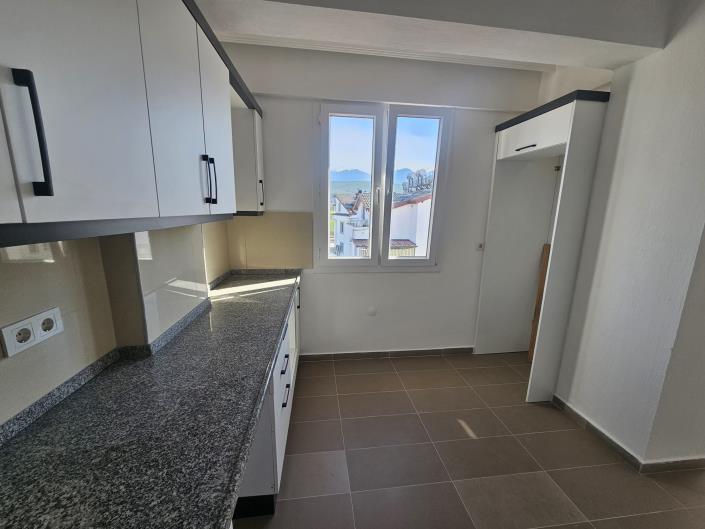 Image No.8-2 Bed Duplex for sale