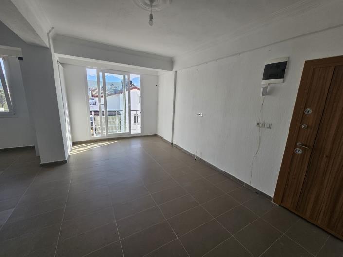 Image No.9-2 Bed Duplex for sale