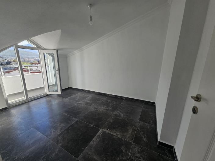 Image No.13-2 Bed Duplex for sale