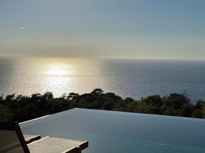 Image No.3-4 Bed Villa / Detached for sale