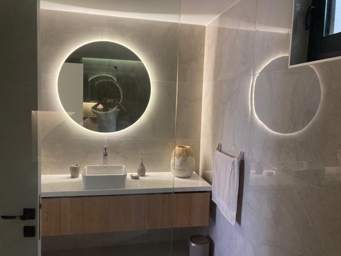 Image No.28-4 Bed Villa / Detached for sale