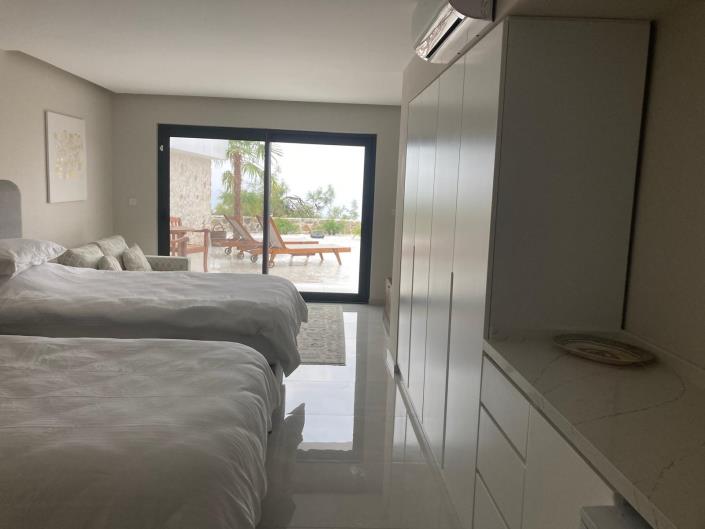 Image No.32-4 Bed Villa / Detached for sale