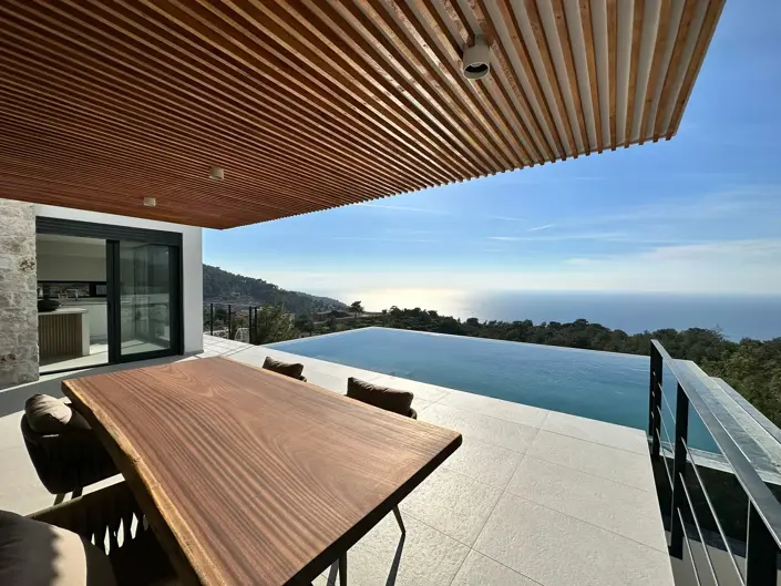 Image No.35-4 Bed Villa / Detached for sale