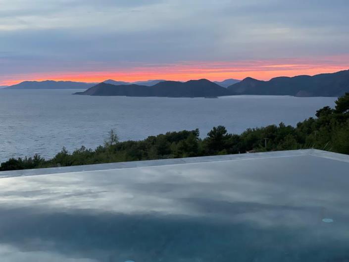 Image No.52-4 Bed Villa / Detached for sale