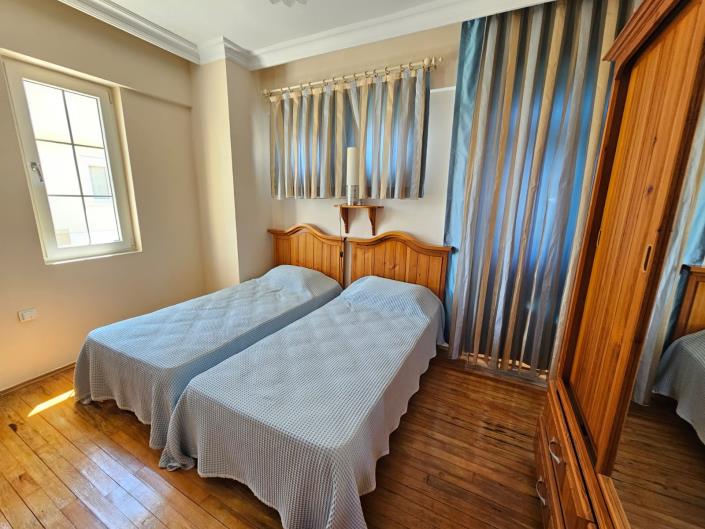 Image No.15-3 Bed Villa / Detached for sale
