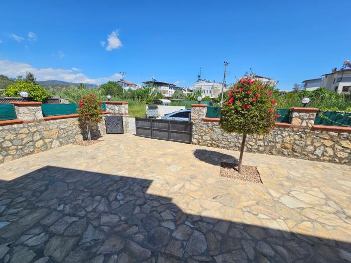 Image No.23-3 Bed Villa / Detached for sale