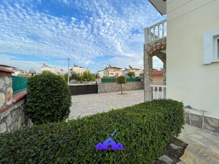 Image No.28-3 Bed Villa / Detached for sale