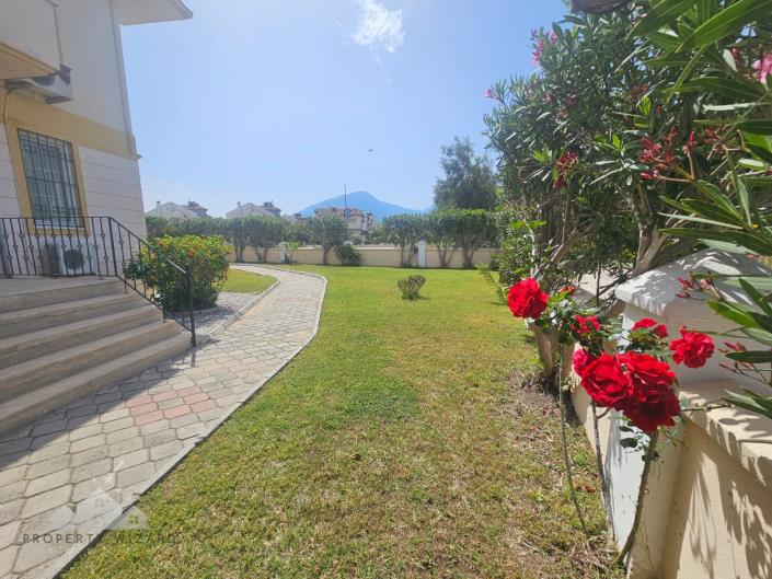 Image No.5-3 Bed Duplex for sale