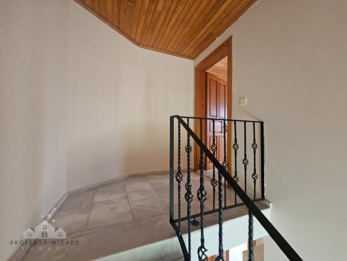 Image No.15-3 Bed Duplex for sale
