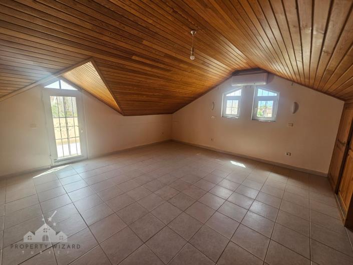 Image No.18-3 Bed Duplex for sale