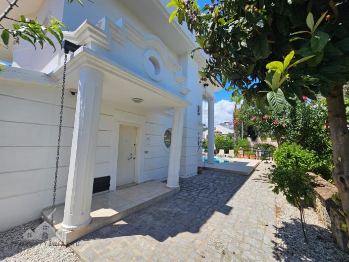 Image No.7-Villa / Détaché de 4 chambres à vendre à Çalis