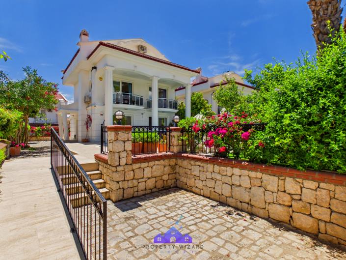 Image No.3-4 Bed Villa / Detached for sale