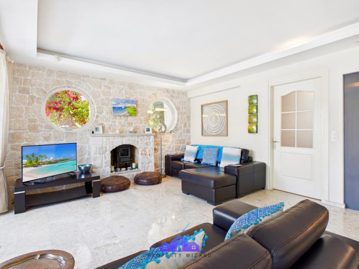 Image No.6-4 Bed Villa / Detached for sale
