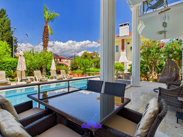 Image No.9-4 Bed Villa / Detached for sale
