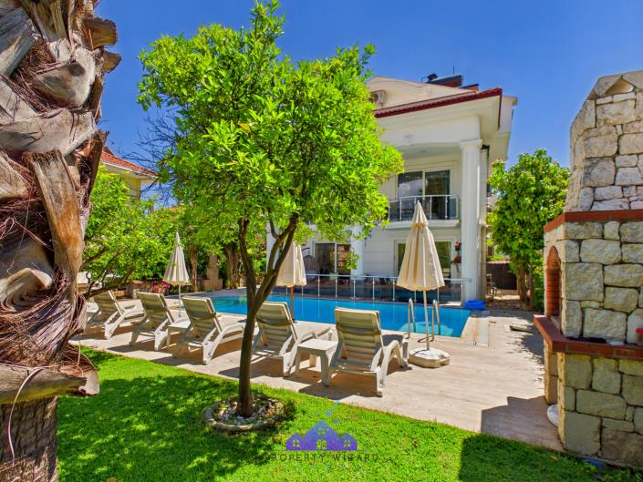 Image No.28-4 Bed Villa / Detached for sale