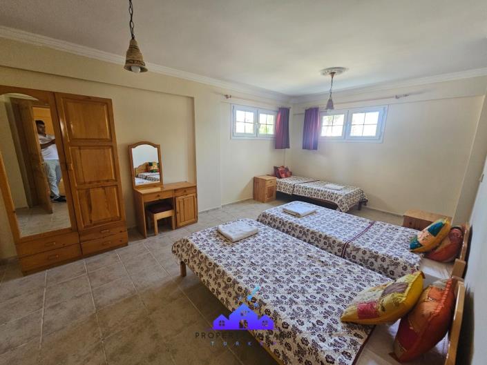 Image No.18-5 Bed Villa for sale