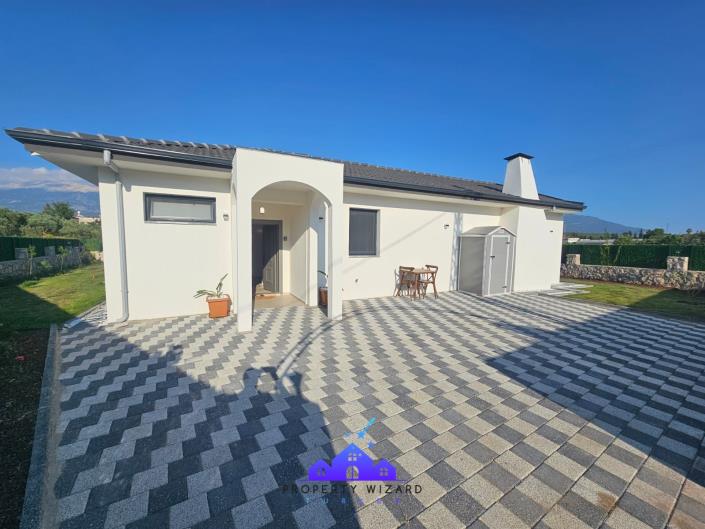 Image No.4-3 Bed Villa / Detached for sale
