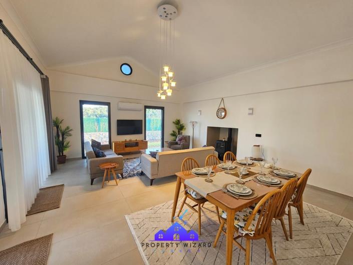 Image No.18-3 Bed Villa / Detached for sale