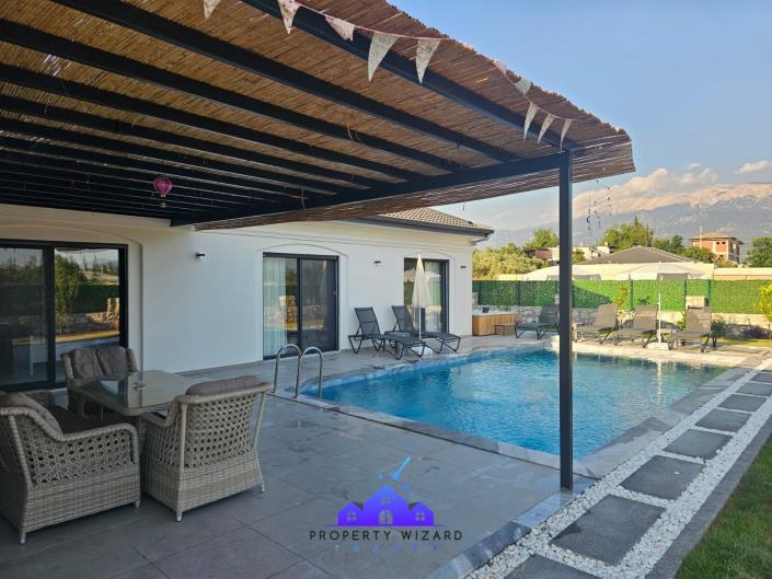 Image No.30-3 Bed Villa / Detached for sale