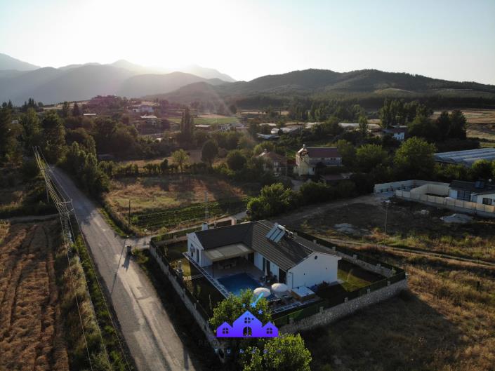Image No.46-3 Bed Villa / Detached for sale
