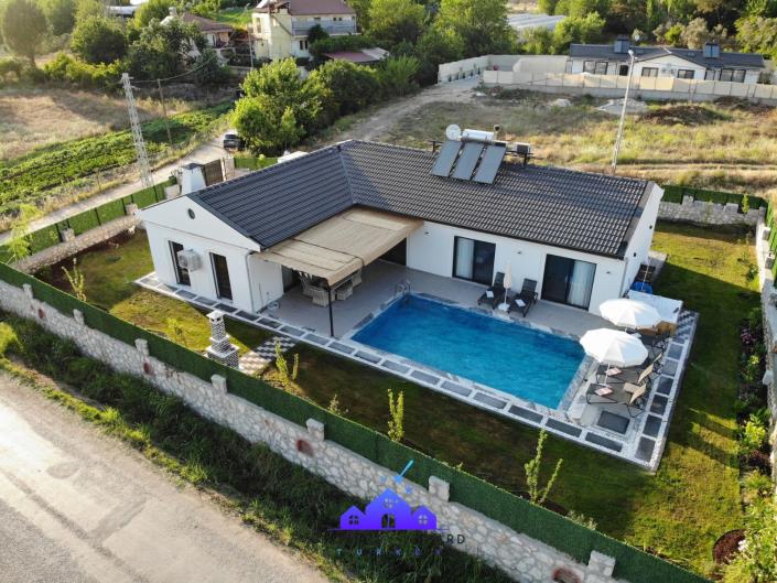 Image No.47-3 Bed Villa / Detached for sale