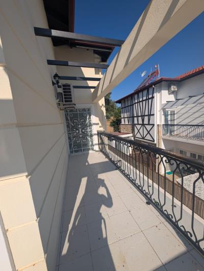 Image No.35-3 Bed Villa / Detached for sale