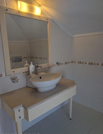 Image No.52-3 Bed Villa / Detached for sale