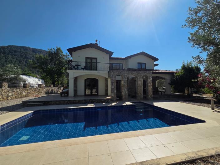 Image No.31-4 Bed Villa / Detached for sale