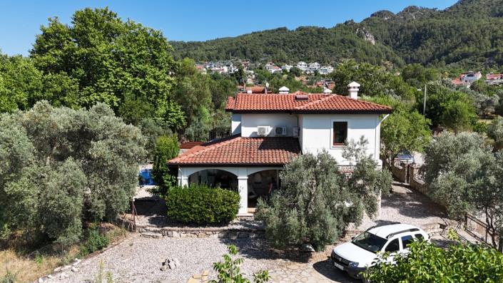 Image No.42-4 Bed Villa / Detached for sale