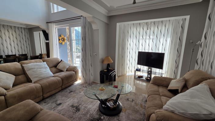 Image No.13-3 Bed Villa / Detached for sale