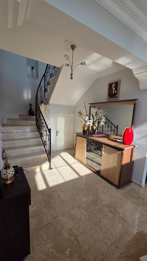 Image No.17-3 Bed Villa / Detached for sale