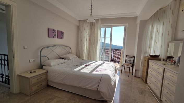 Image No.21-3 Bed Villa / Detached for sale