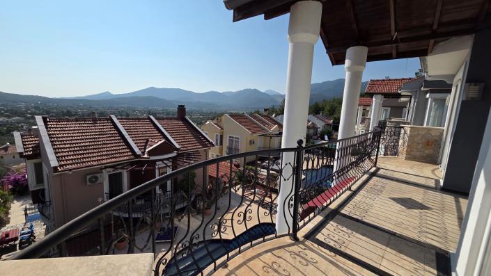 Image No.24-3 Bed Villa / Detached for sale