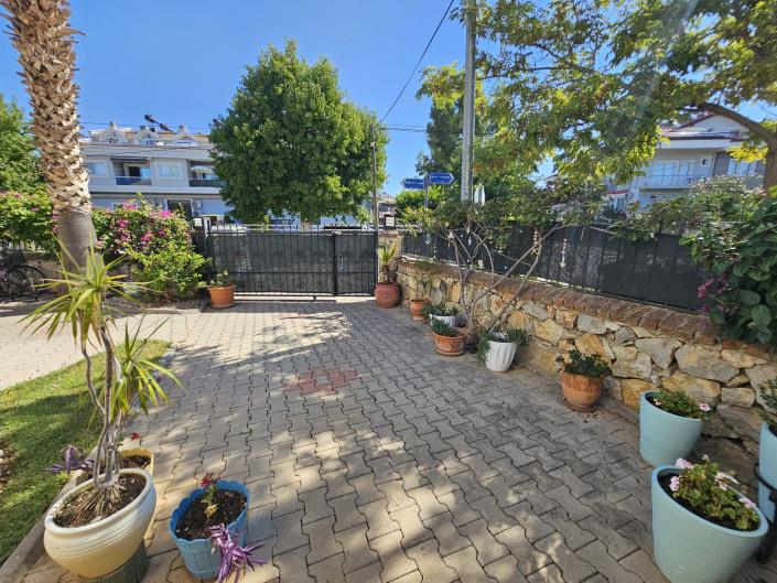 Image No.5-3 Bed Semi-Detached for sale