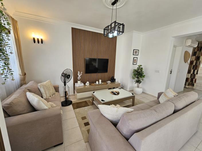 Image No.10-3 Bed Semi-Detached for sale