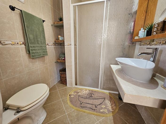 Image No.22-3 Bed Semi-Detached for sale
