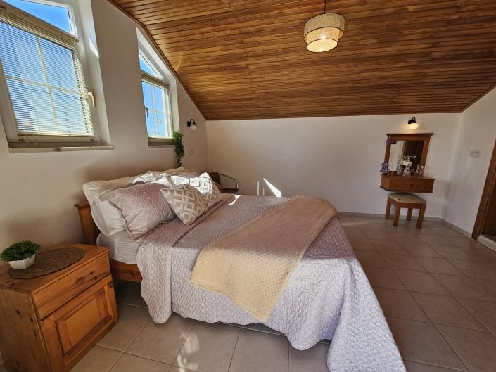 Image No.25-3 Bed Semi-Detached for sale