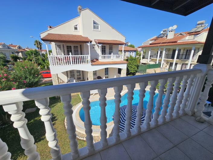 Image No.19-3 Bed Villa for sale