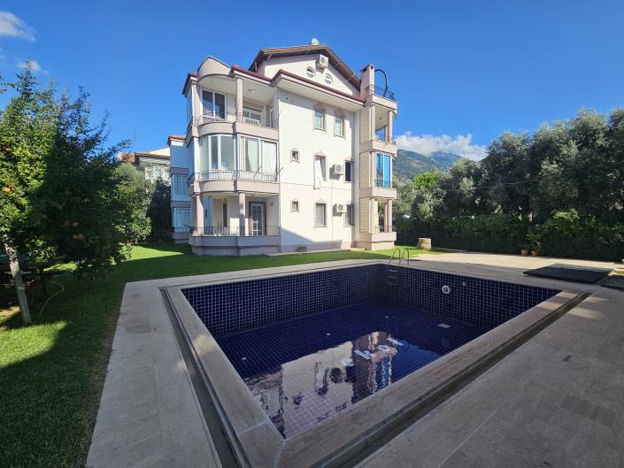 Image No.19-2 Bed Apartment for sale